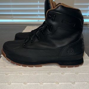 MENS SIZE 10 TIMBERLAND BOOTS